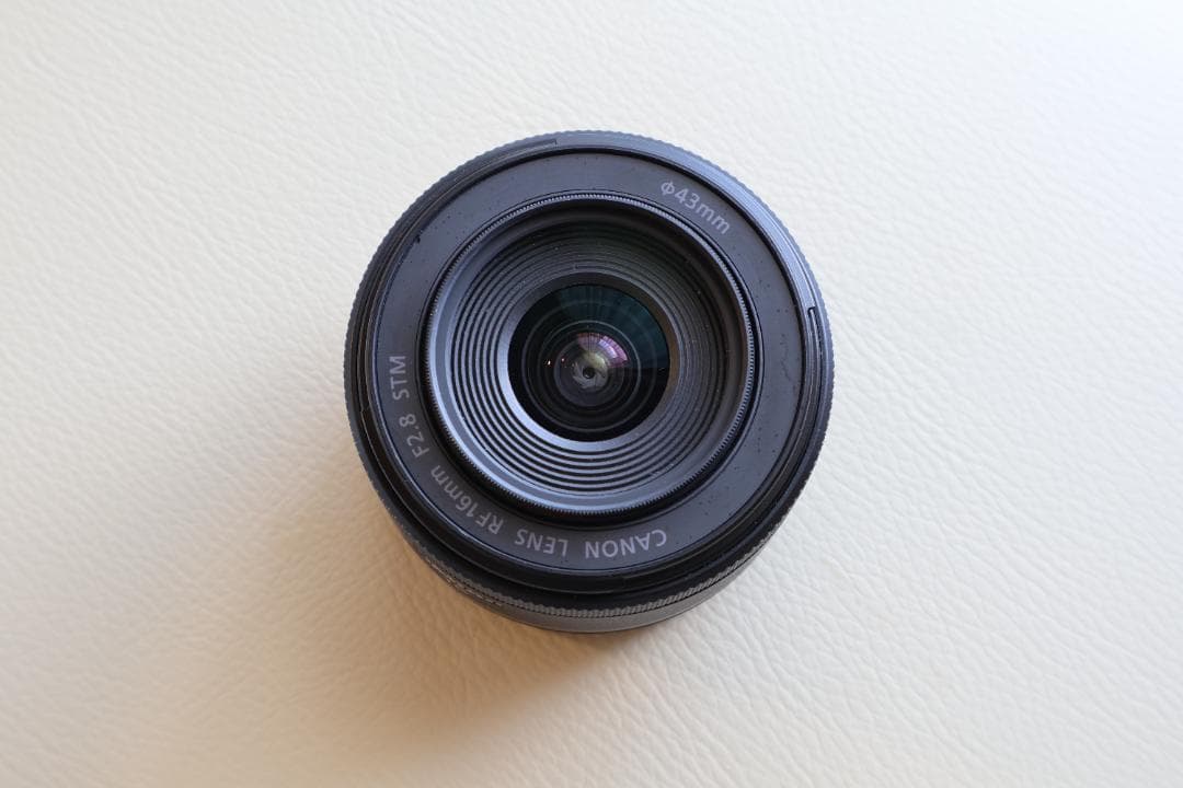 美品　CANON 単焦点　RF16mm F2.8 STM おまけ付き
