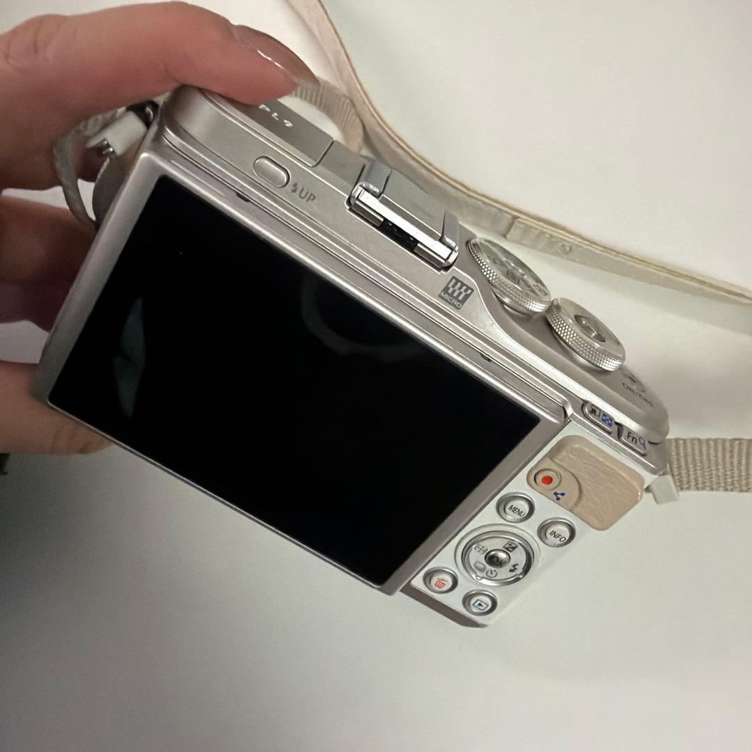 Olympus M.Zuiko デジタルカメラ 14-42mm