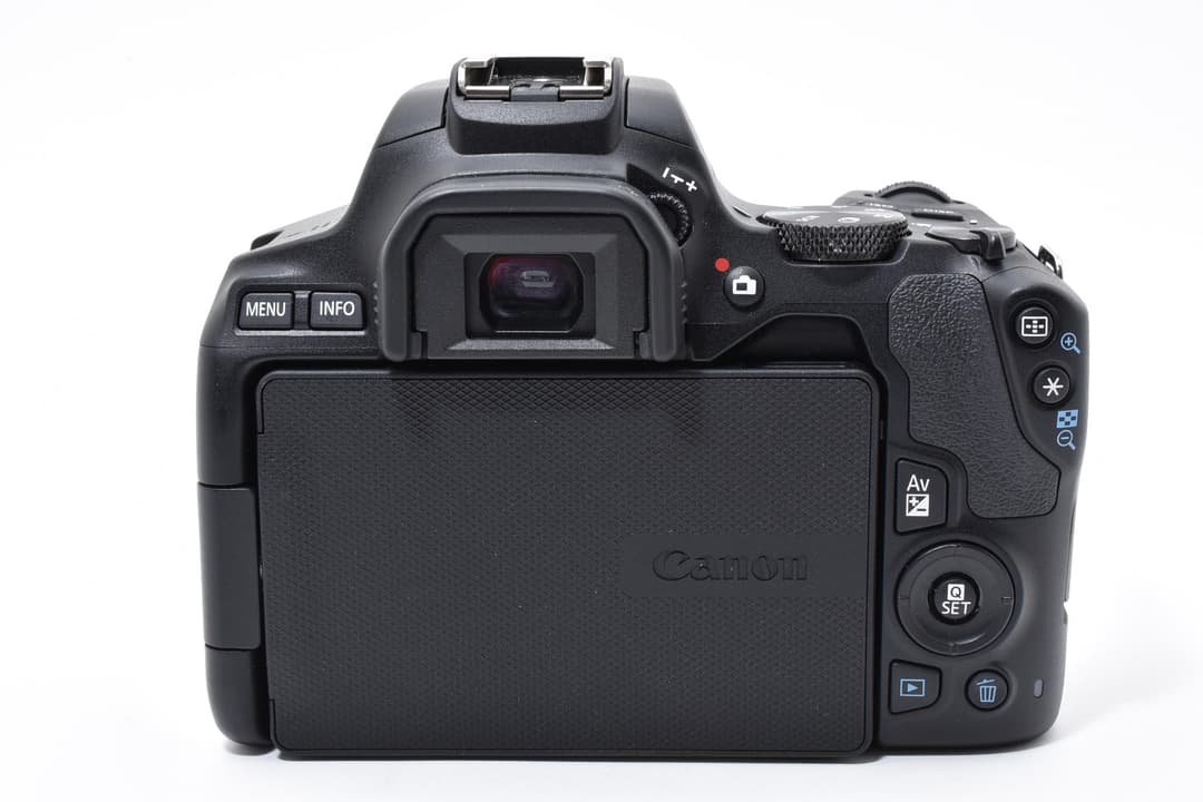 ■ほぼ新品■ キヤノン EOS Kiss X10 #C880