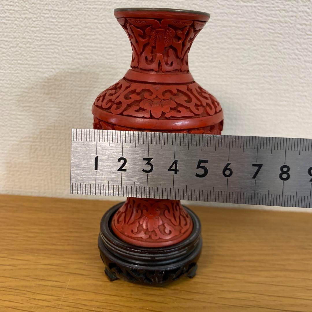 ◎中国美術 堆朱 漆彫り花瓶 彫漆花瓶 堆朱 朱色の彫刻花瓶　置物