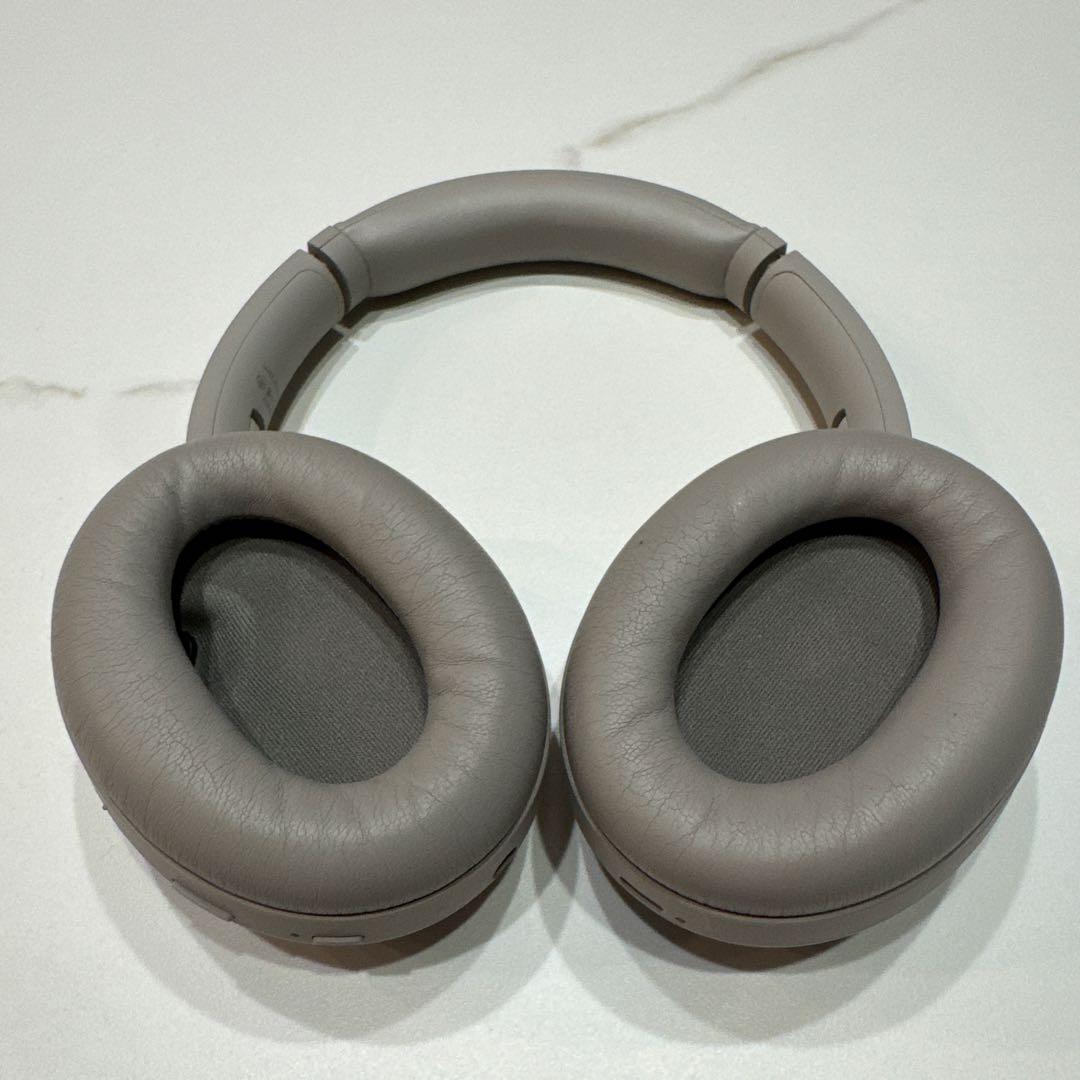 SONY WH-1000XM4ヘッドホン　ケース付き