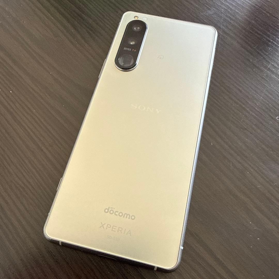 SONY Xperia 5 III 本体　美品　docomo初期化済み