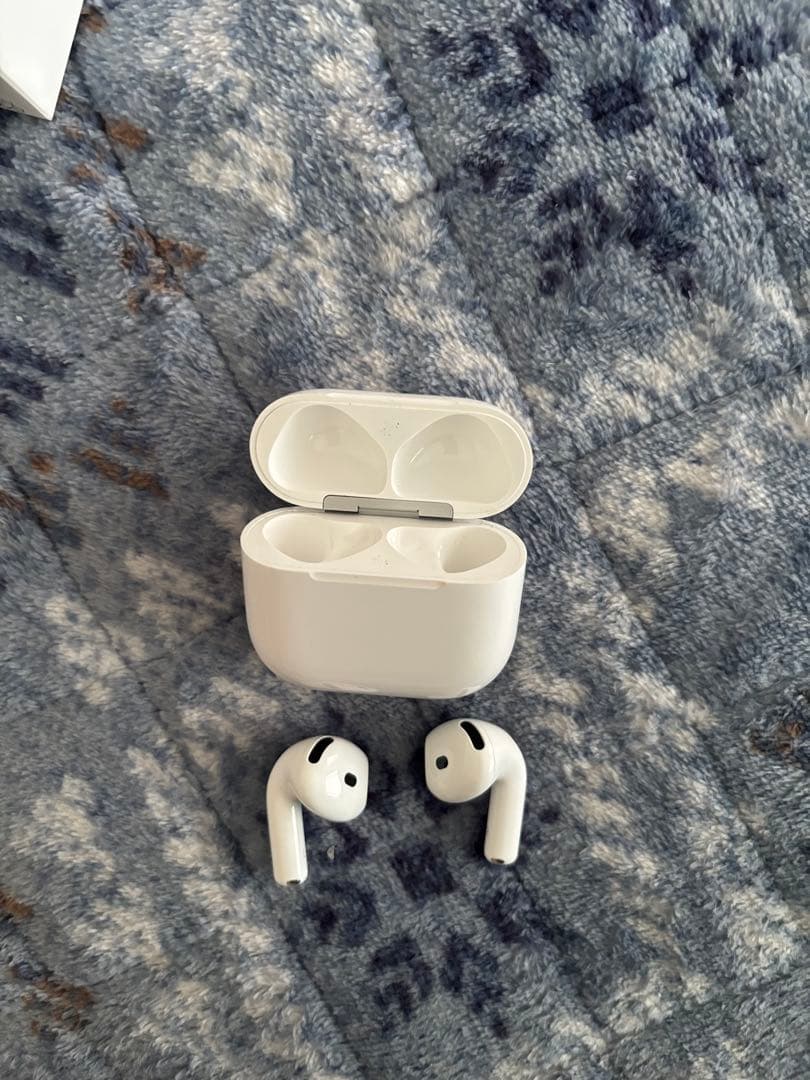 AirPods4 アクティブノイズキャンセル