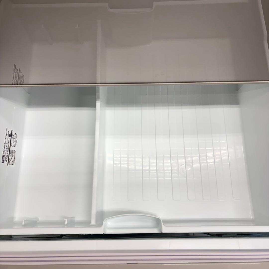 942 東芝　自動製氷機付き　3ドア　右開き　展示品　極美品　設置まで対応