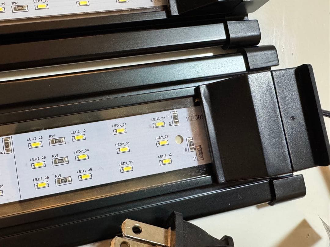 水槽用LEDライト フラット 600 60センチ水槽用 コトブキ 2台