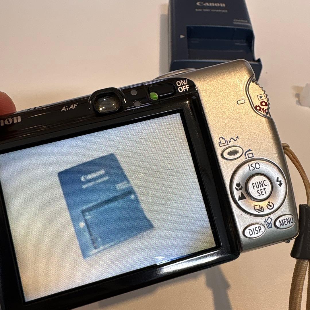 Canon IXY Digital 800ISコンパクトデジタルカメラ