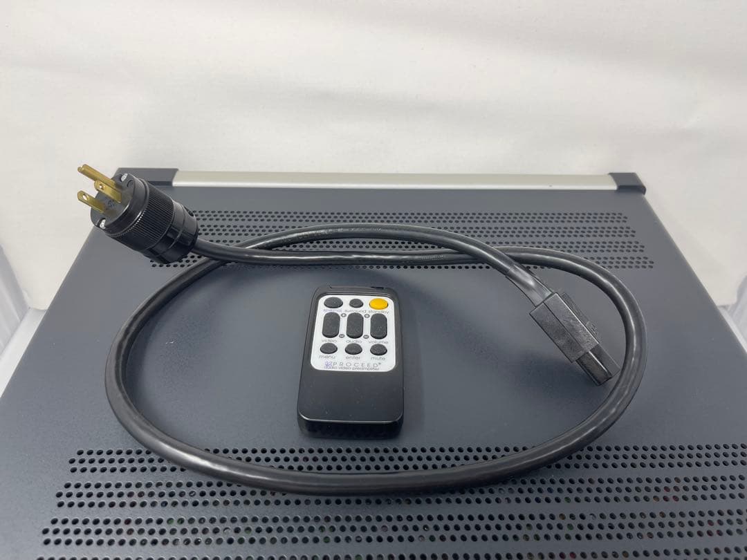 Madrigal Proceed AVP プリアンプ②【正規輸入品・100V】