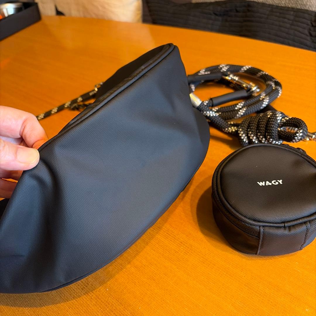 WAGY ブラック ナイロンバッグ リード、ポーチ付き