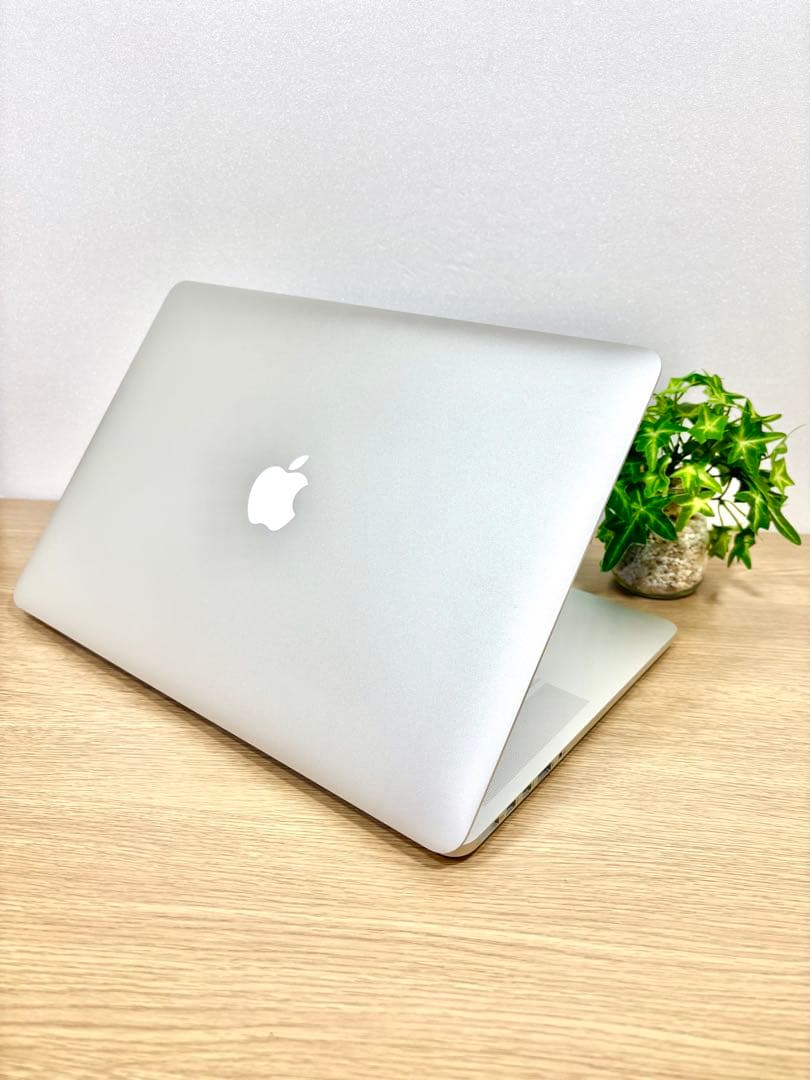 最上位3K！2024年 Office MacBook Pro 15 Win11