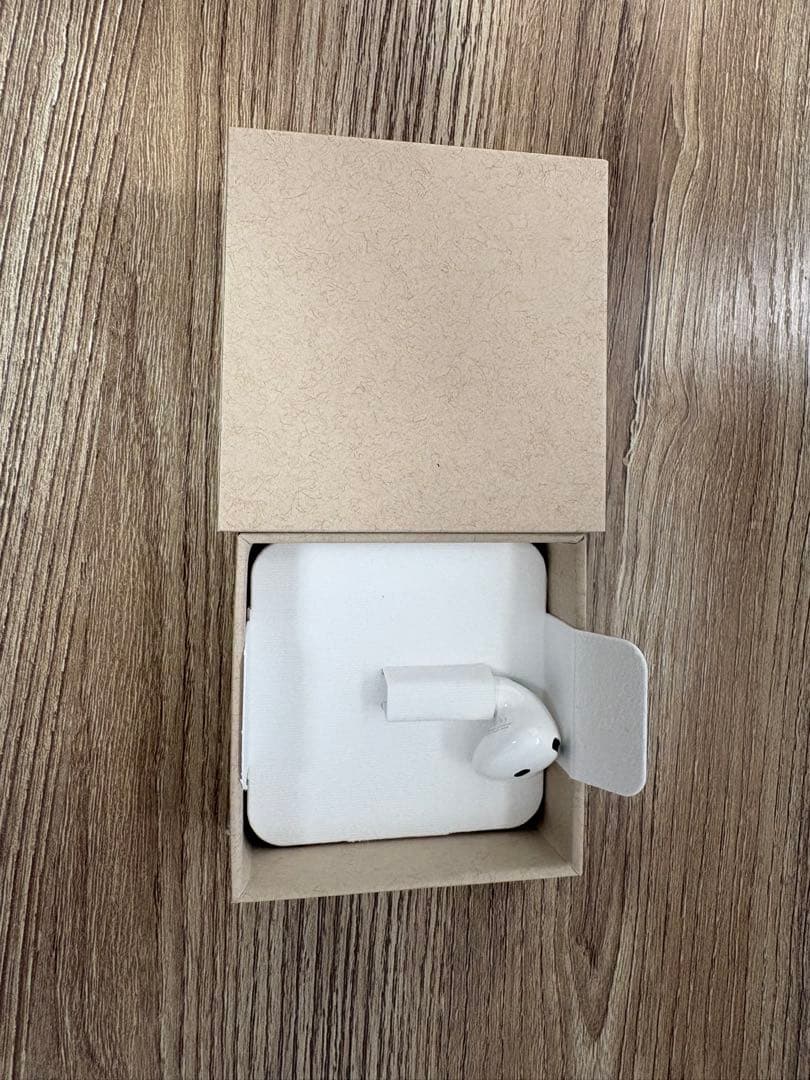 AirPods第4世代　左耳　ANC搭載モデル　未使用品