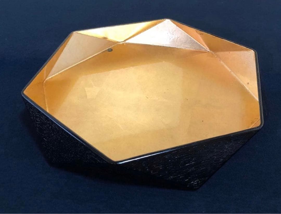 《R》黒塗内金箔 亀甲盆 塗師 川瀬表完作 共箱 251111う6