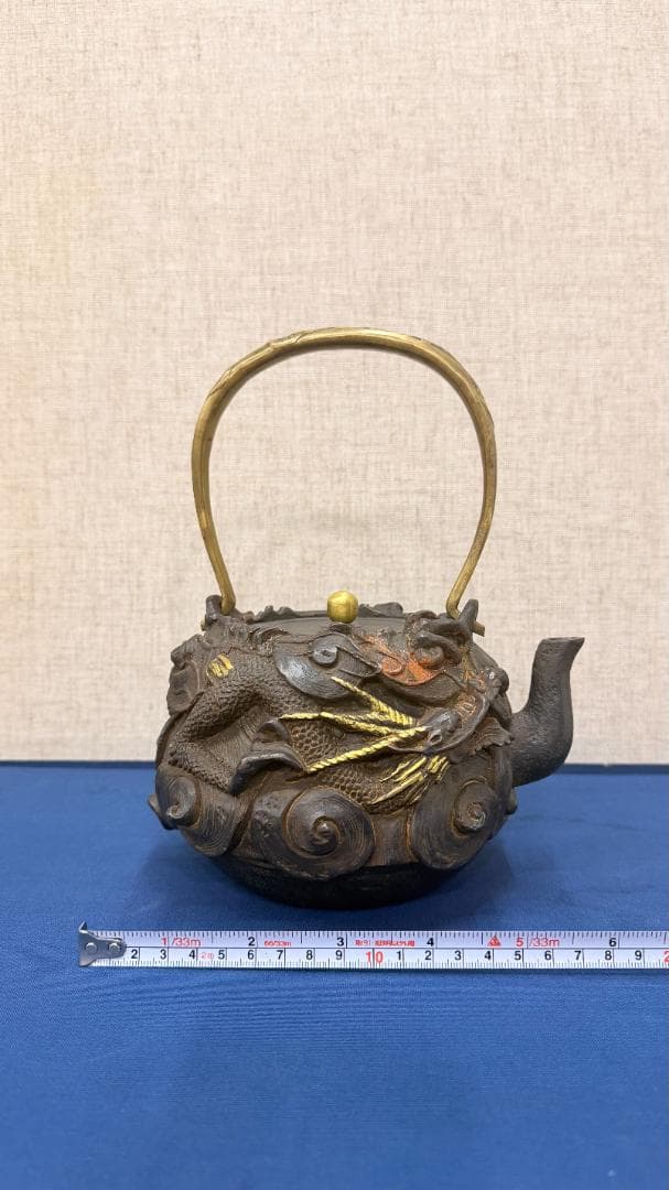 龍紋 鉄瓶 銀提手 古美術 鉄壺 煎茶道具 時代物 置物 インテリア 骨董