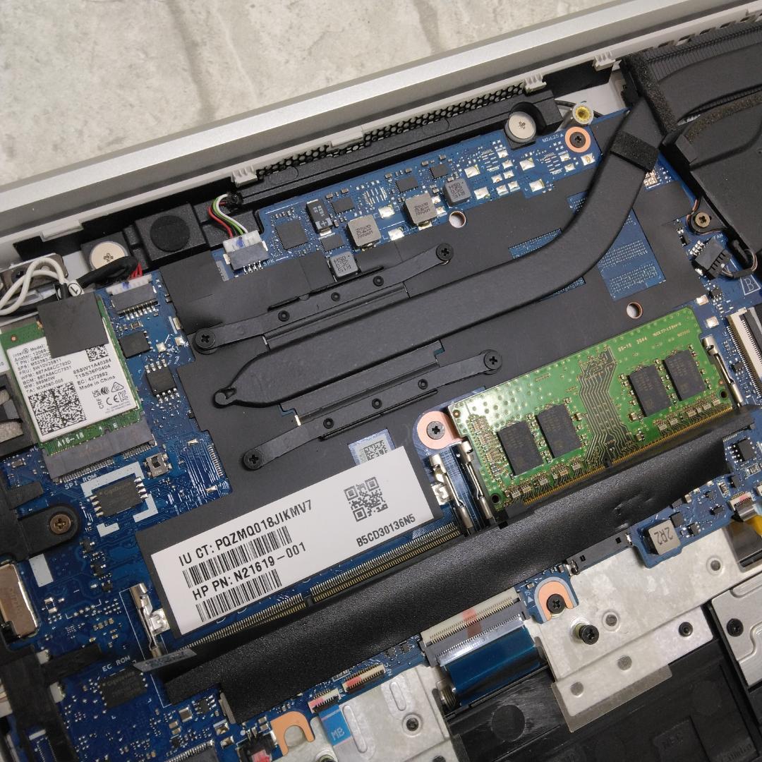 第12世代Core i7/ SSD256GB/ Win11 HP 650 G9