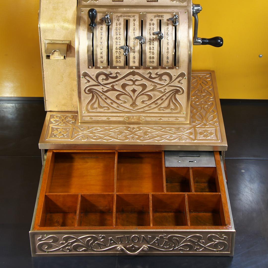 アンティークレジスター　National Cash register 657