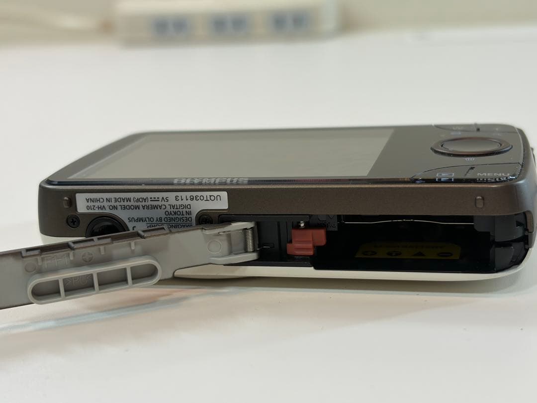 OLYMPUS VH VH-210 コンパクトデジタルカメラ