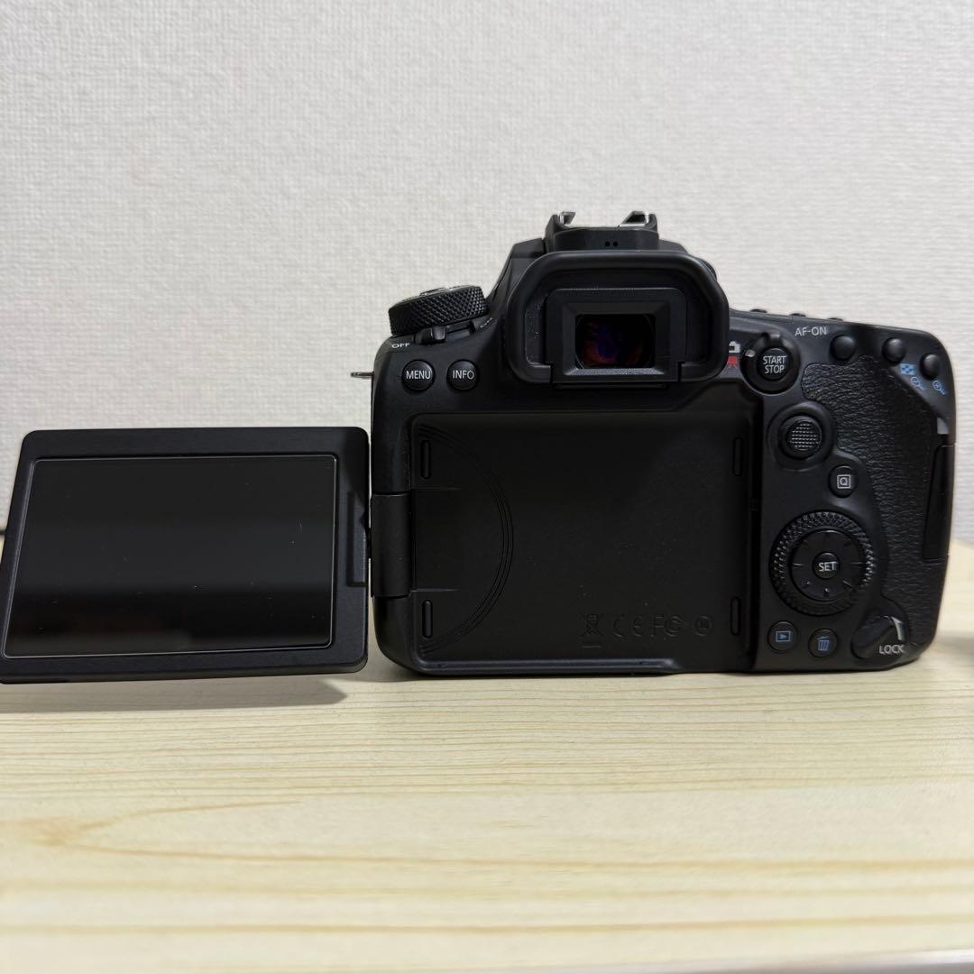 Canon EOS90D 本体