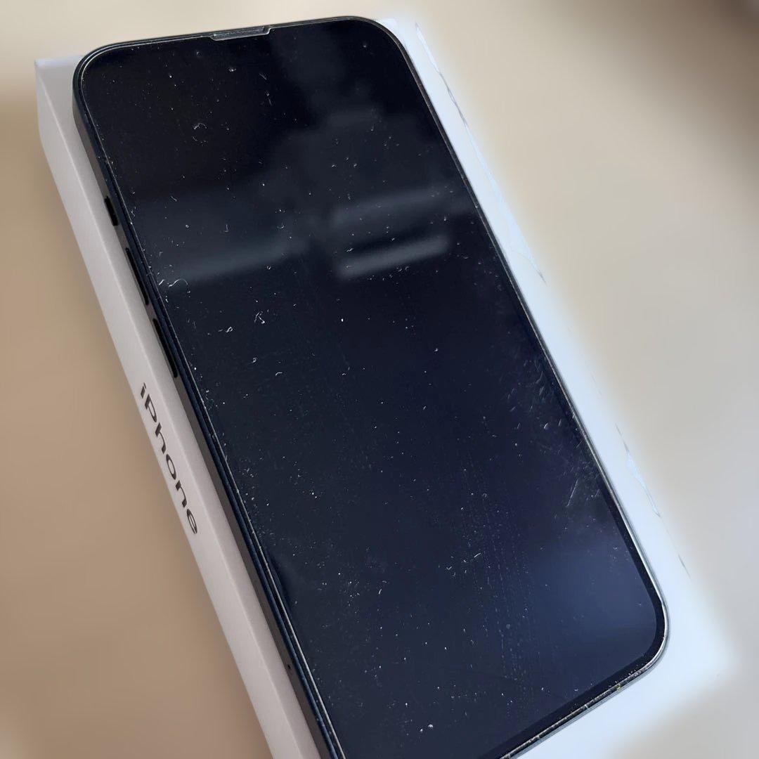 Apple iPhone 13 ブラック 本体 箱付き