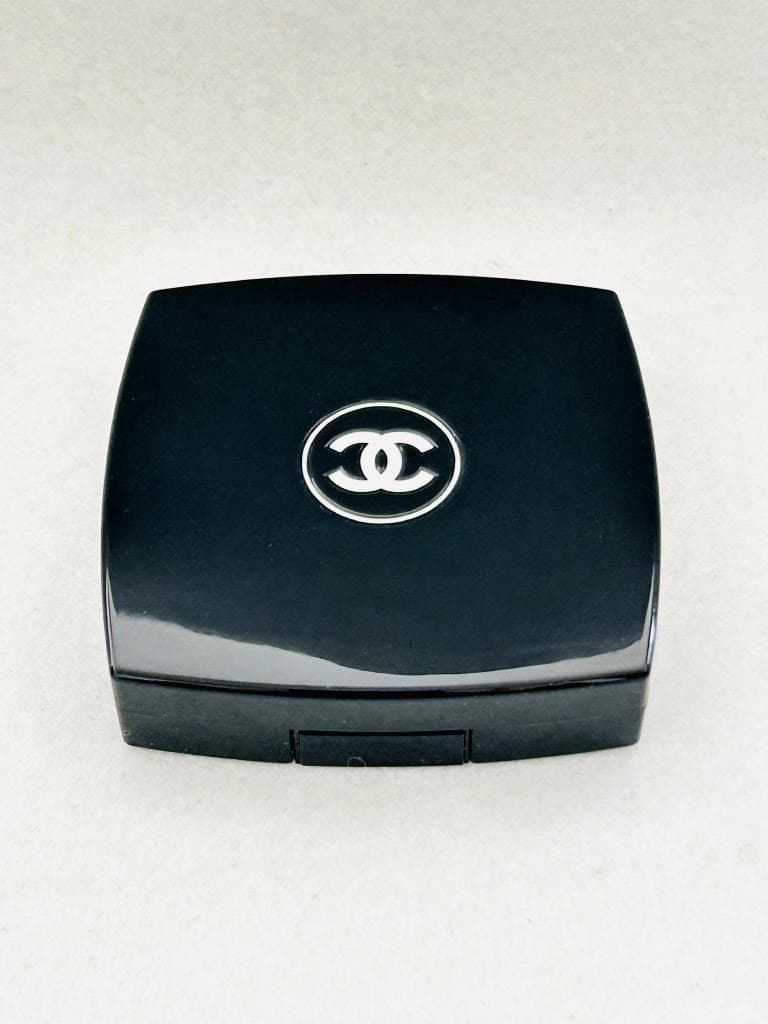 ☆CHANEL☆ レキャトルオンブル＜アイシャドウ＞ 387ユートビア