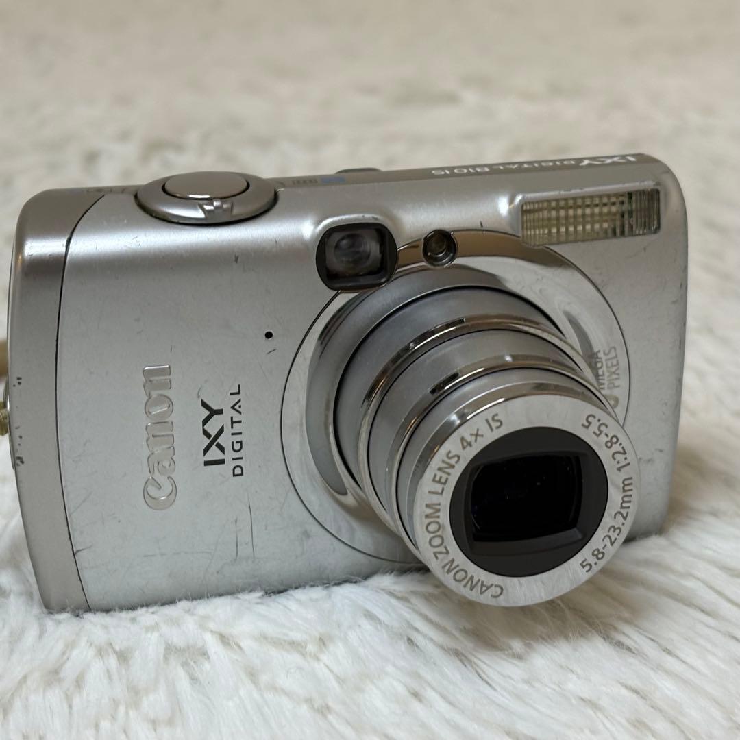 Canon カメラ　IXY 810IS PC1235 充電器 コンデジ　動作品