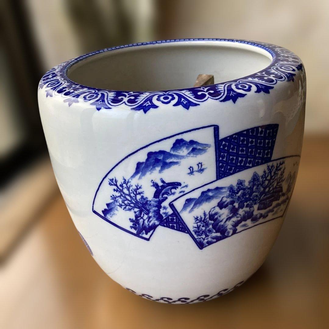 美品　白磁に藍の染付け　火鉢　手焙り　灰.五徳付き