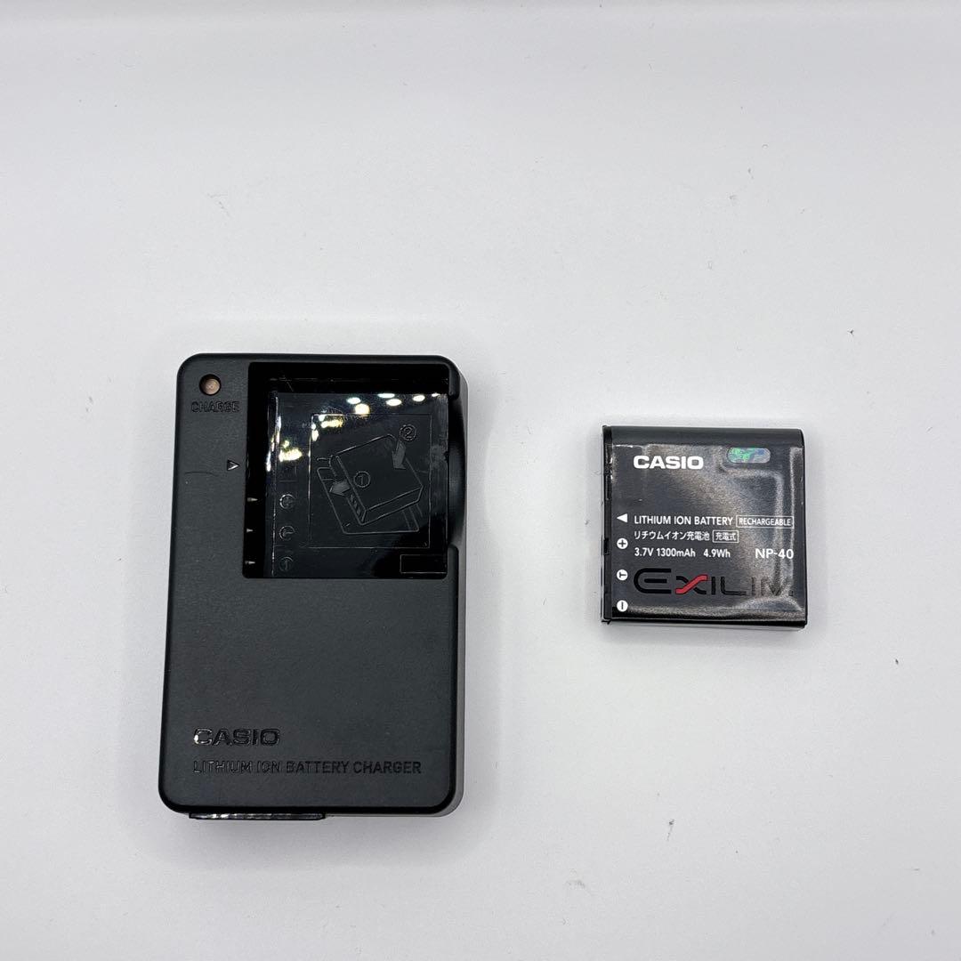 CASIO EXILIM EX-Z400 ゴールド　カシオ　デジカメ　コンデジ