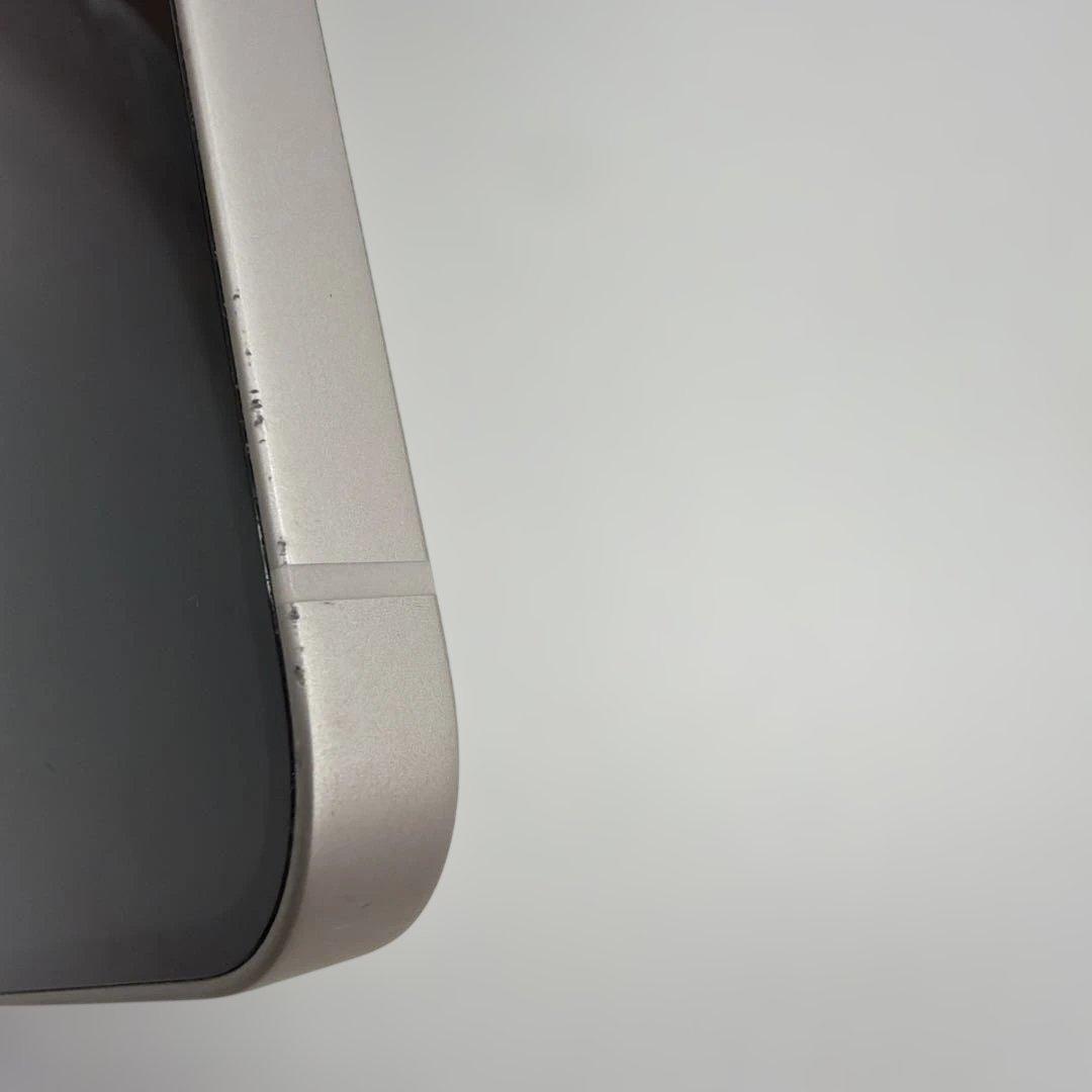 Apple iPhone13 ホワイト 本体　128