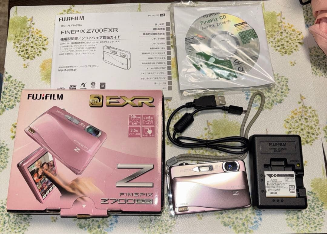 FUJIFILM FINEPIX Z700EXR ピンク