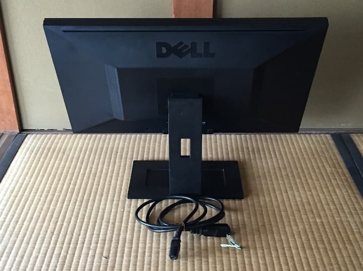 良好！DELL　フルHD　２４ワイドモニタ　LEDバックライト