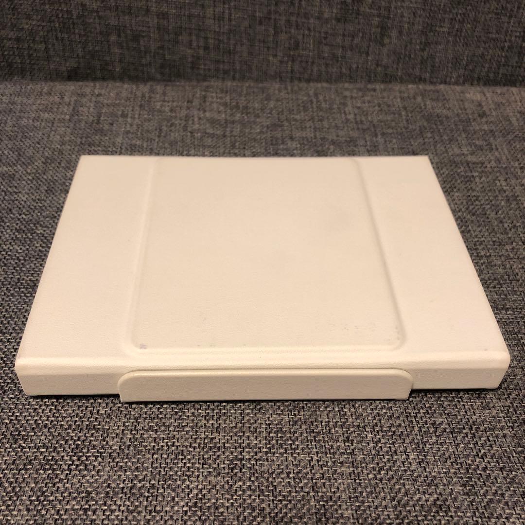 折りたたみ式Bluetoothキーボード