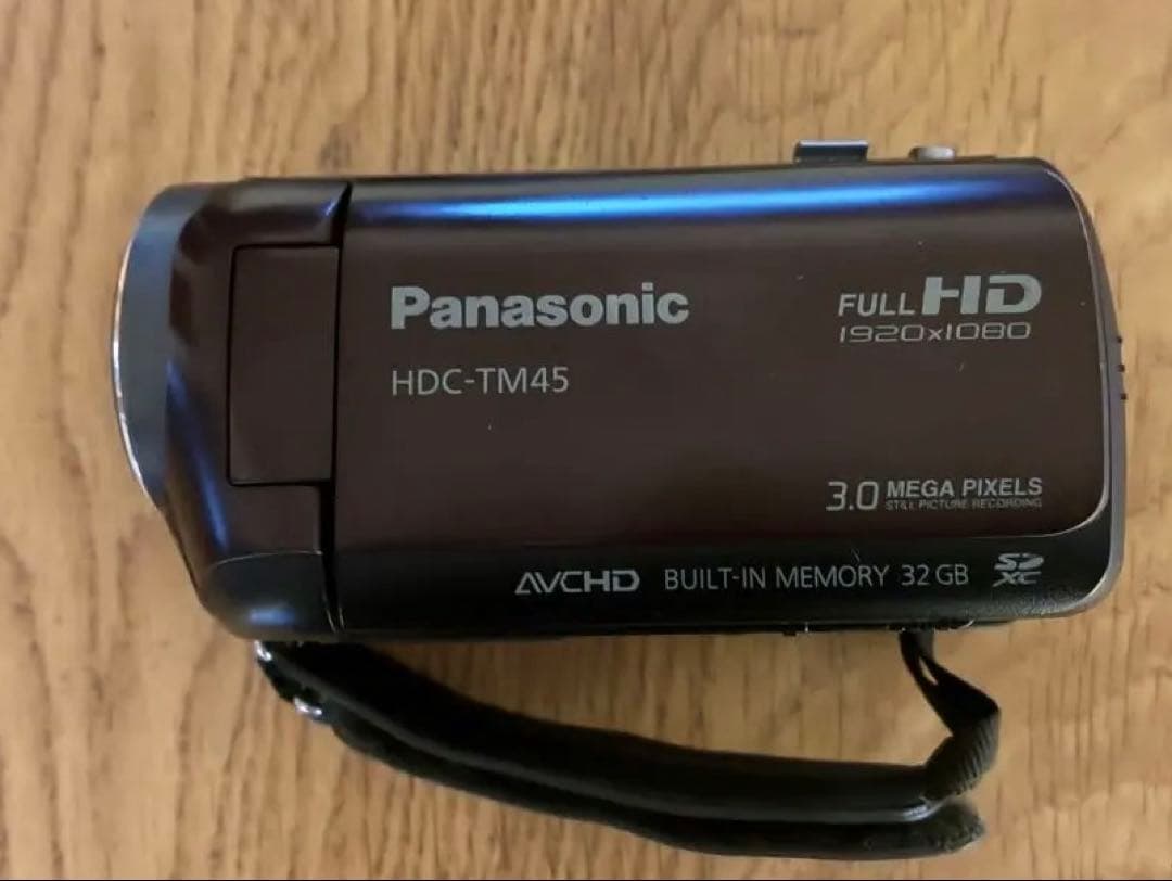 Panasonic HDC-TM45 ビデオカメラ (三脚おまけ付き)