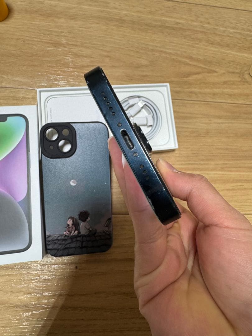 iPhone 14 Simフリー