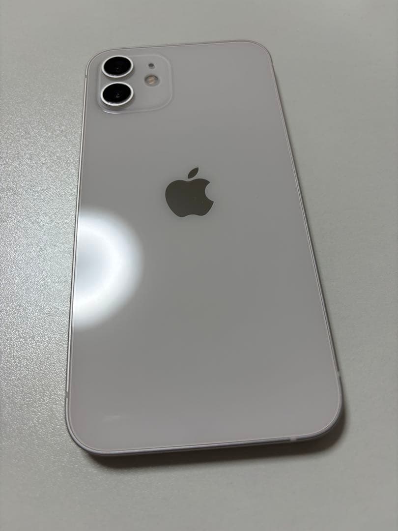 Apple iPhone 12 ホワイト本体