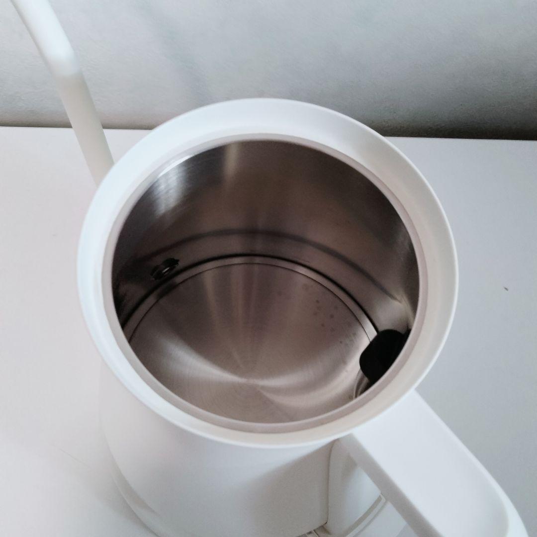 BALMUDA The pot バルミューダ　電気ケトル　ホワイト　485
