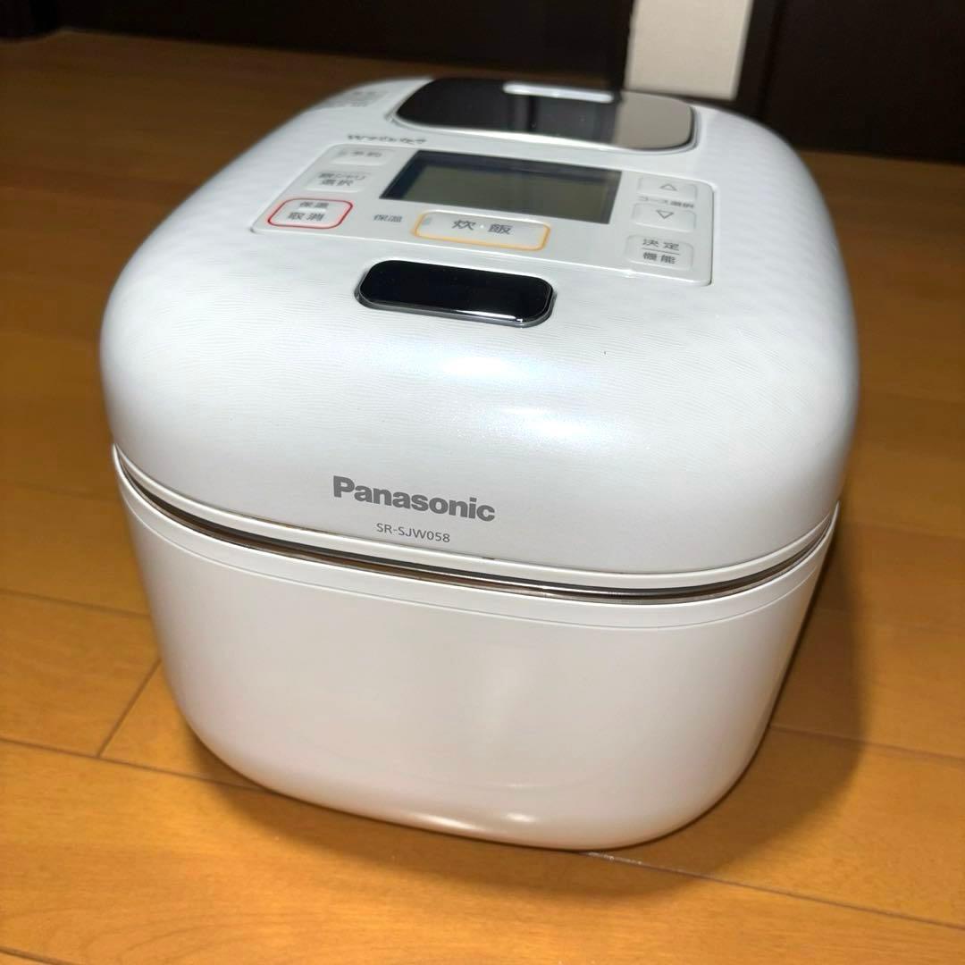Panasonic 炊飯器 Wおどり炊き SR-JW058-W 2020年製