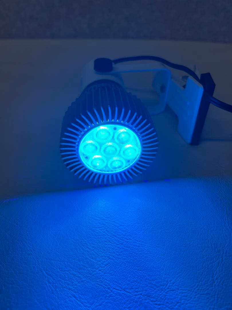 ②VitalWave（バイタルウェーブ） II LED シアン