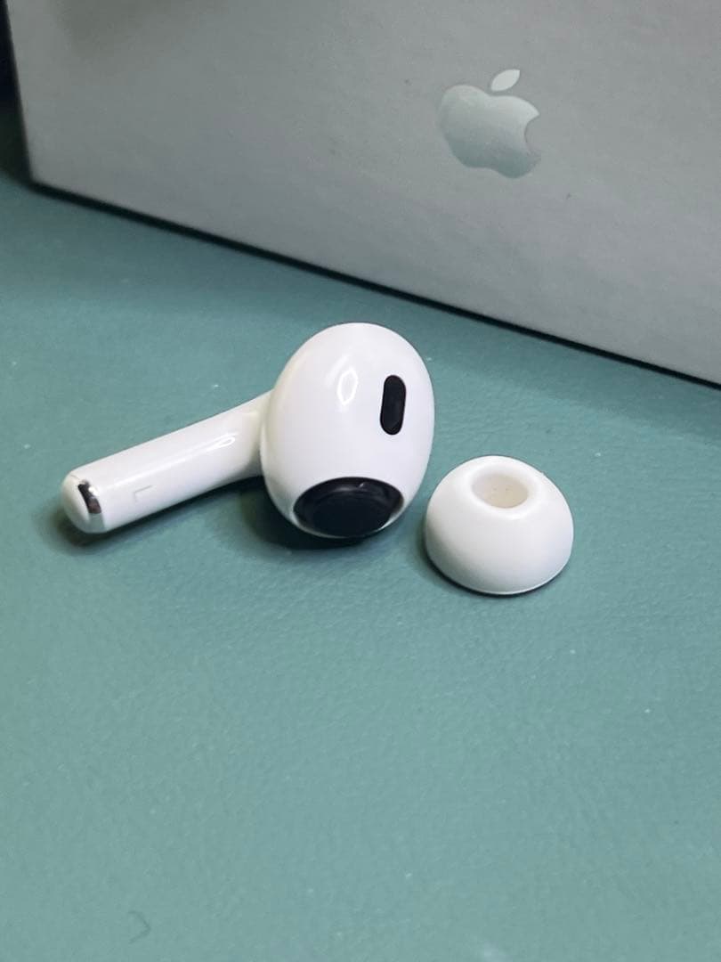 AirPods pro第2世代イヤホン左耳のみ A2699正規品動作品音質良好