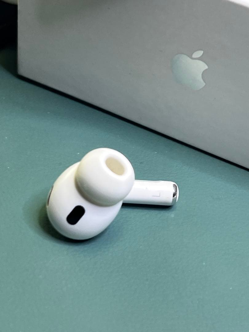 AirPods pro第2世代イヤホン左耳のみ A2699正規品動作品音質良好
