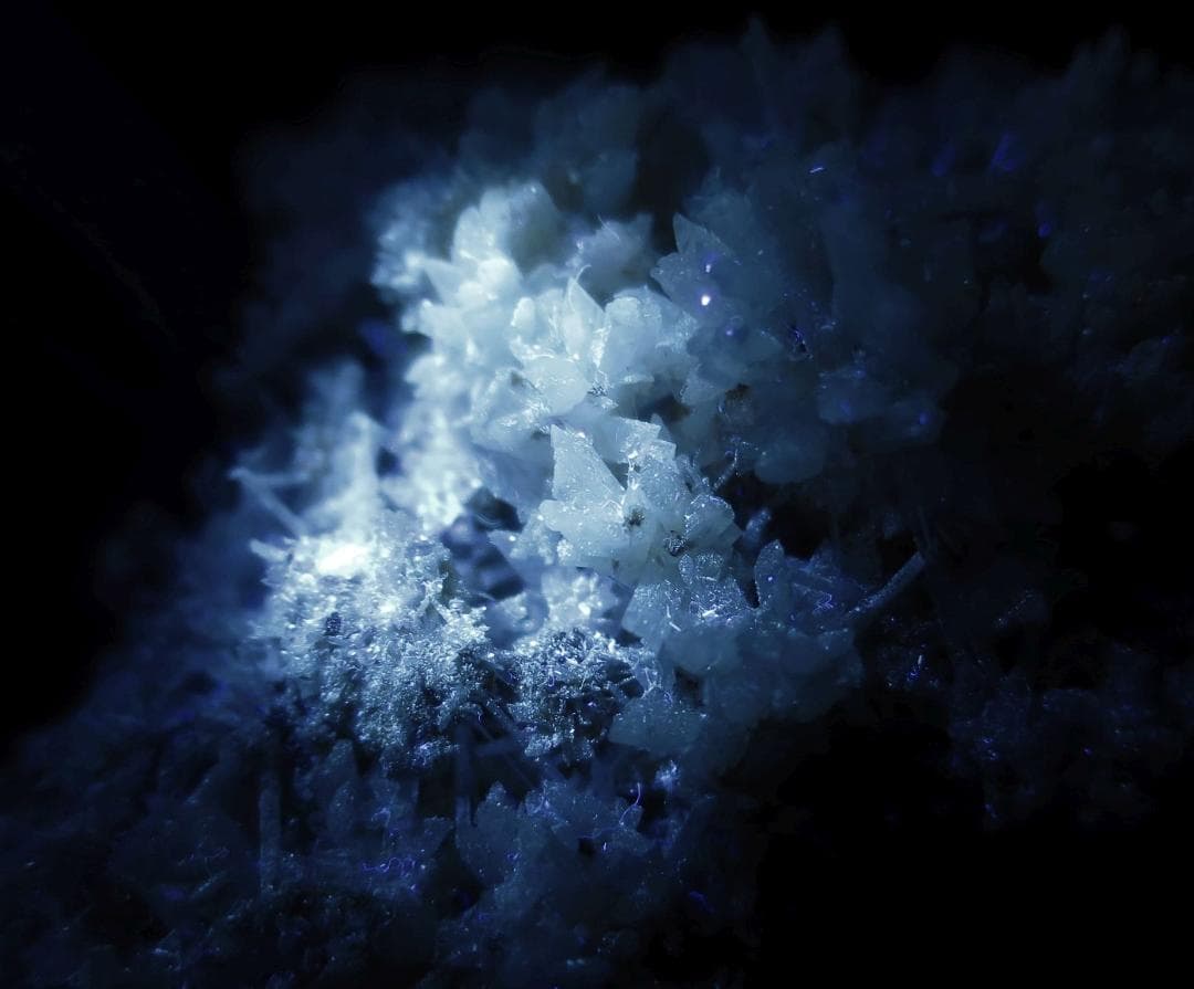 石膏　ジプサム　Gypsum　鉱物標本