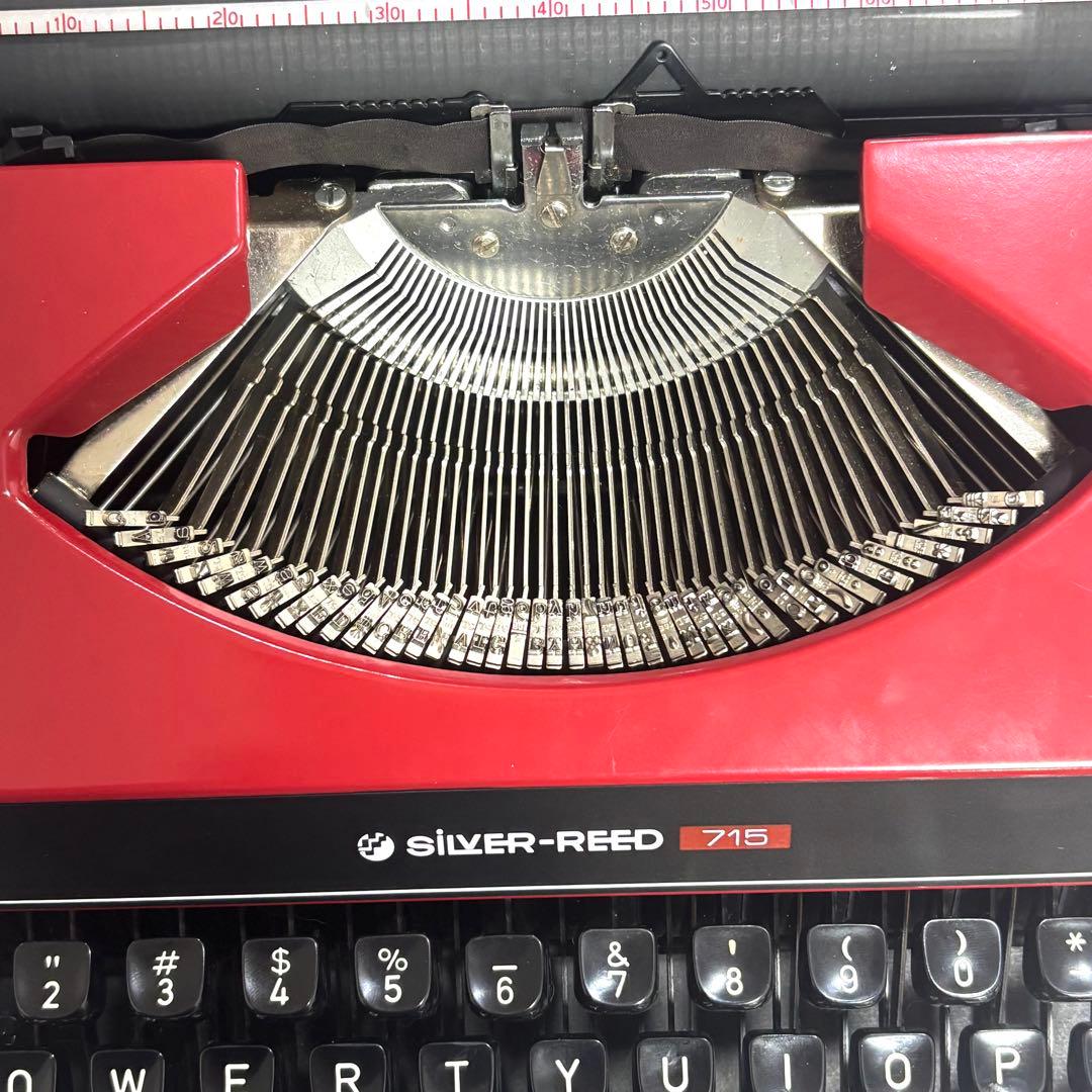 【美品】 Silver-Reed 715 タイプライター 赤 動作確認済み