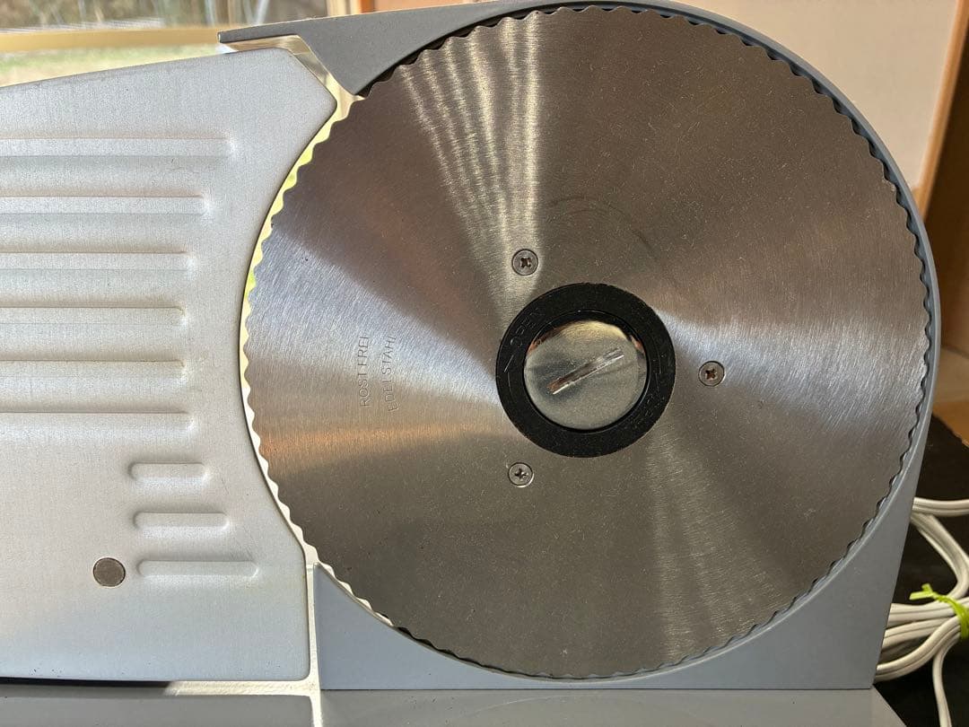 DeLonghi スライサー シルバー