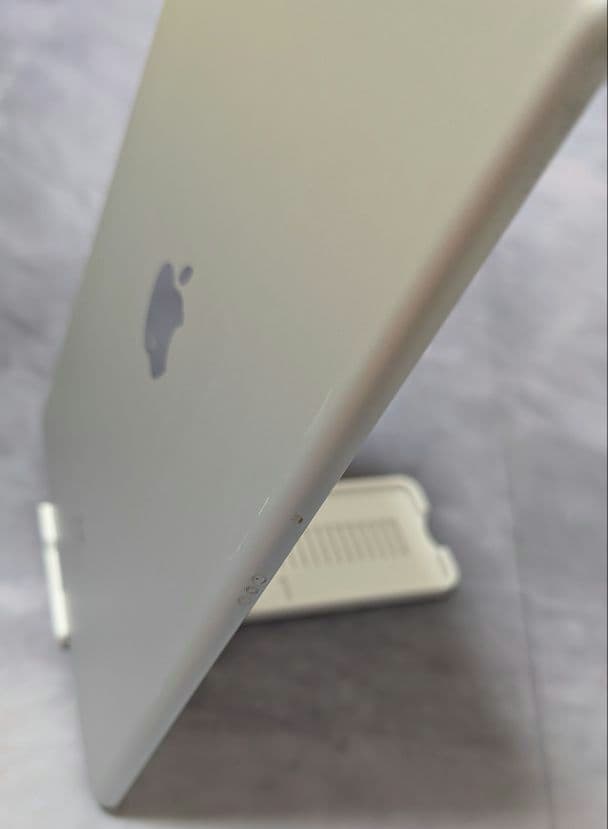iPad第7世代 32GB シルバーWi-Fiモデル