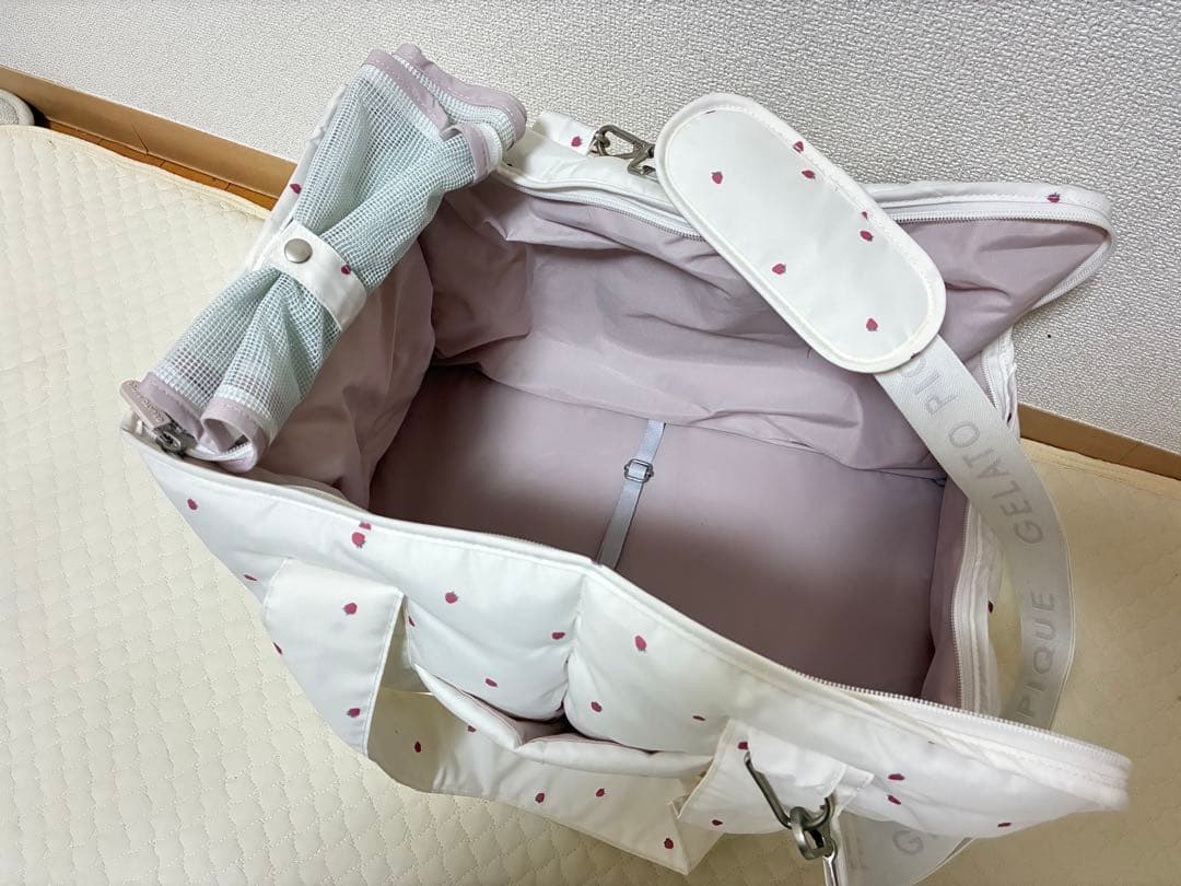 【CAT&DOG】【販路限定商品】ストロベリーキルティングキャリーバック