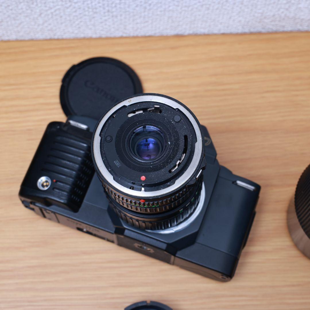 フィルムカメラ Canon T70 レンズ2本 フィルム電池付き