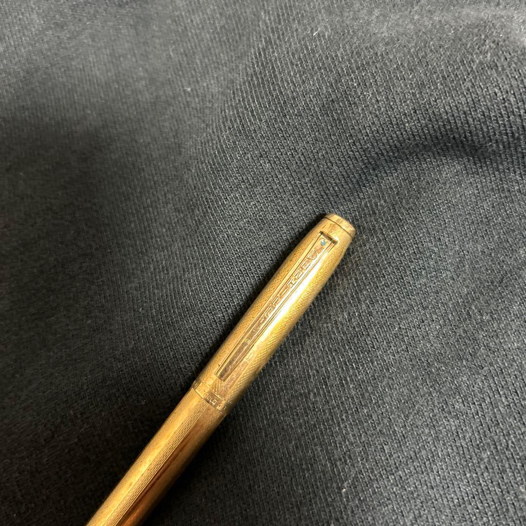 dunhill ダンヒル　ゴールド ボールペン　3色＋シャーペン