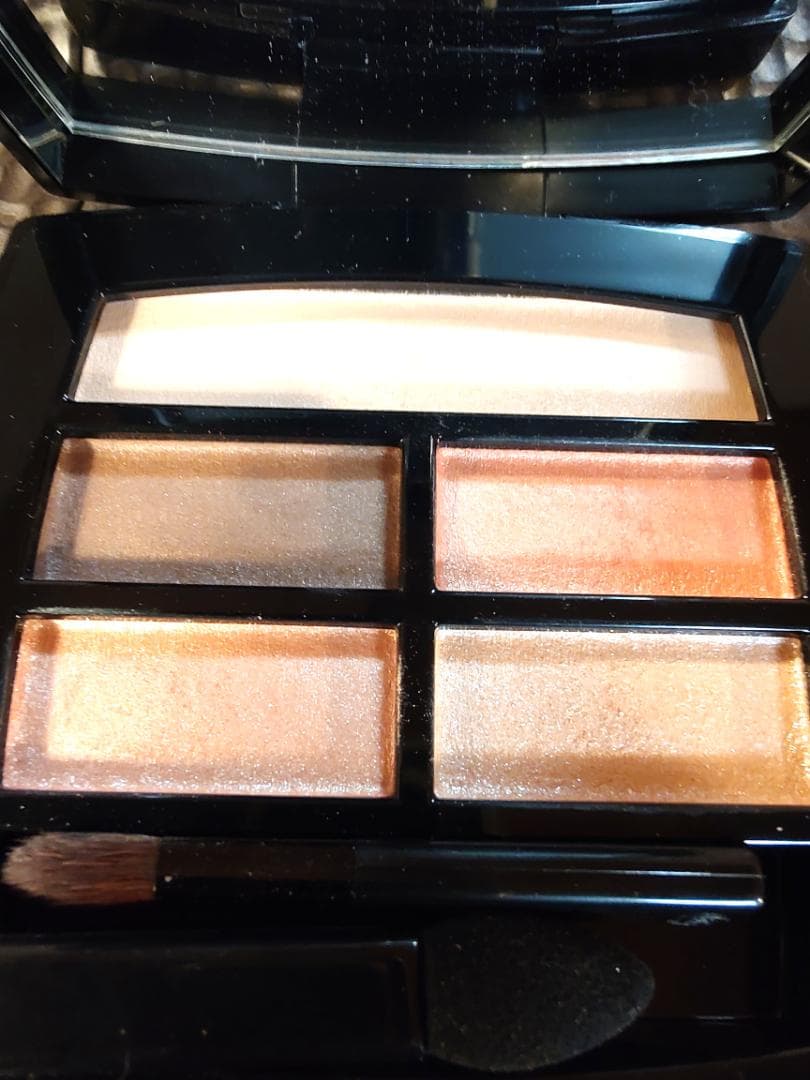 6281★未使用♪CHANEL アイシャドウパレット 香水サンプル セット