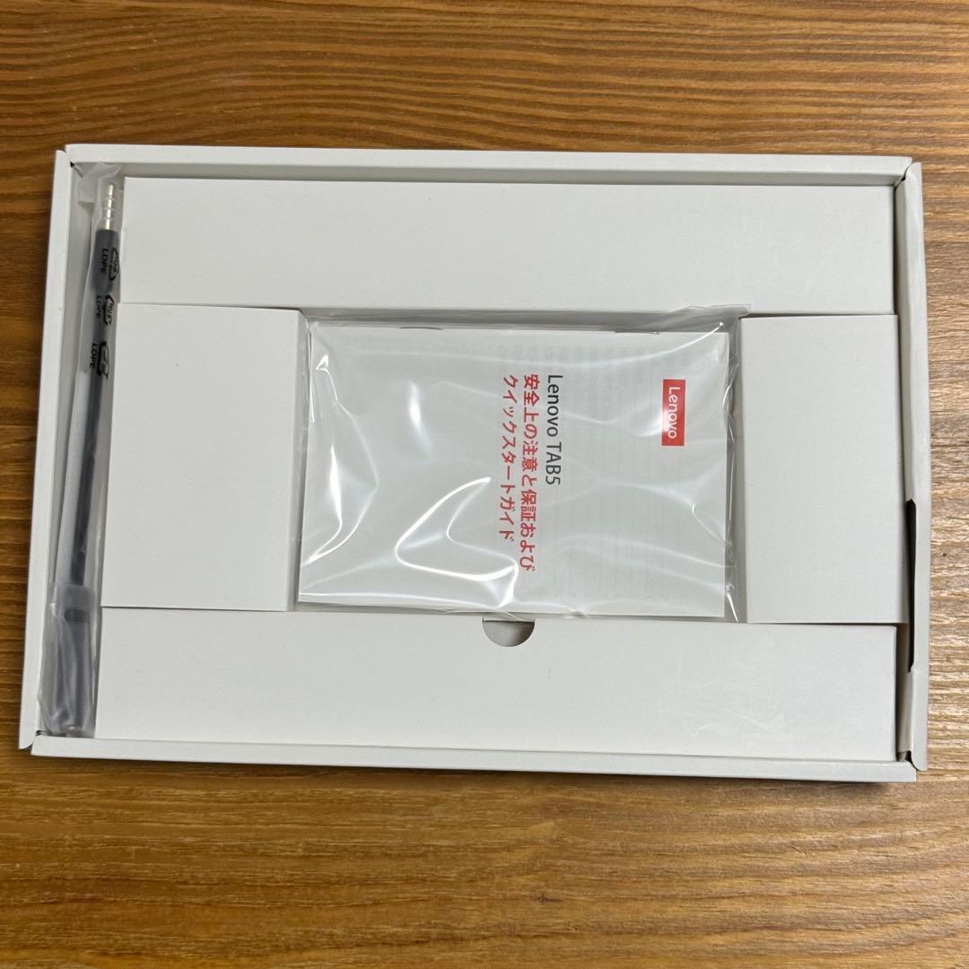 Lenovo Tab5 801LV 新品未使用 32GB 10インチ タブレット