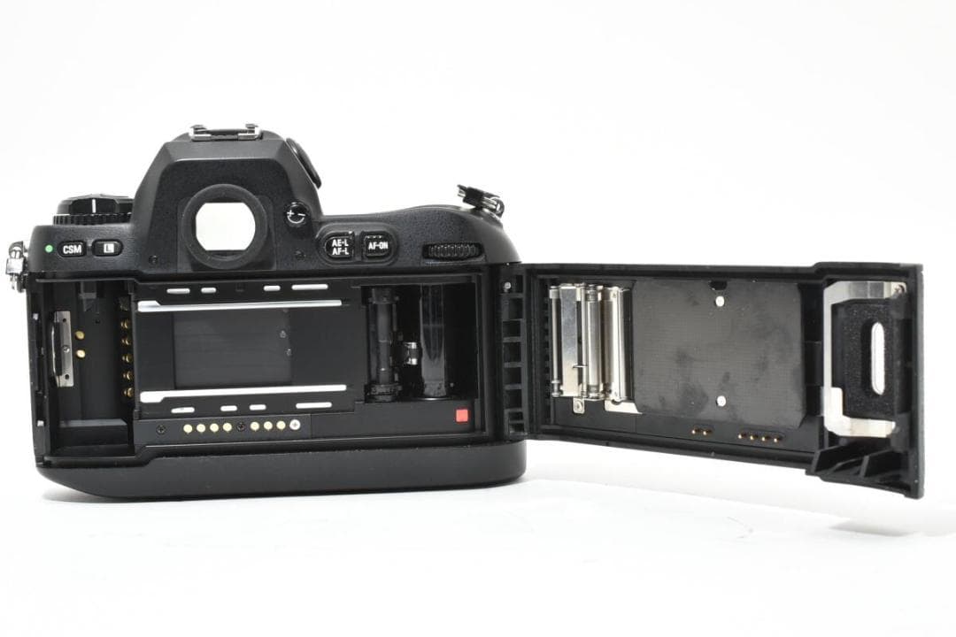 【良品】Nikon F100 ボディ ニコン フィルム一眼 【動作確認済】