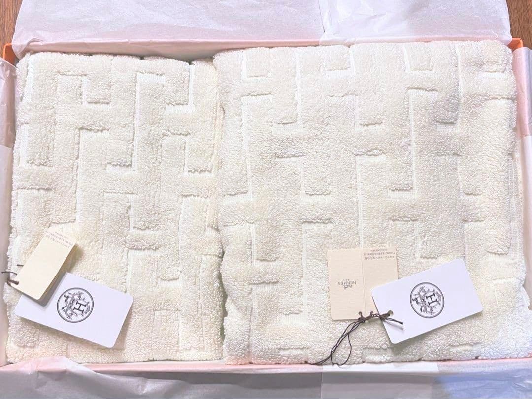 【新品・タグ付】エルメス 《ステアーズ》ナチュラル　ゲストタオル・フェイスタオル