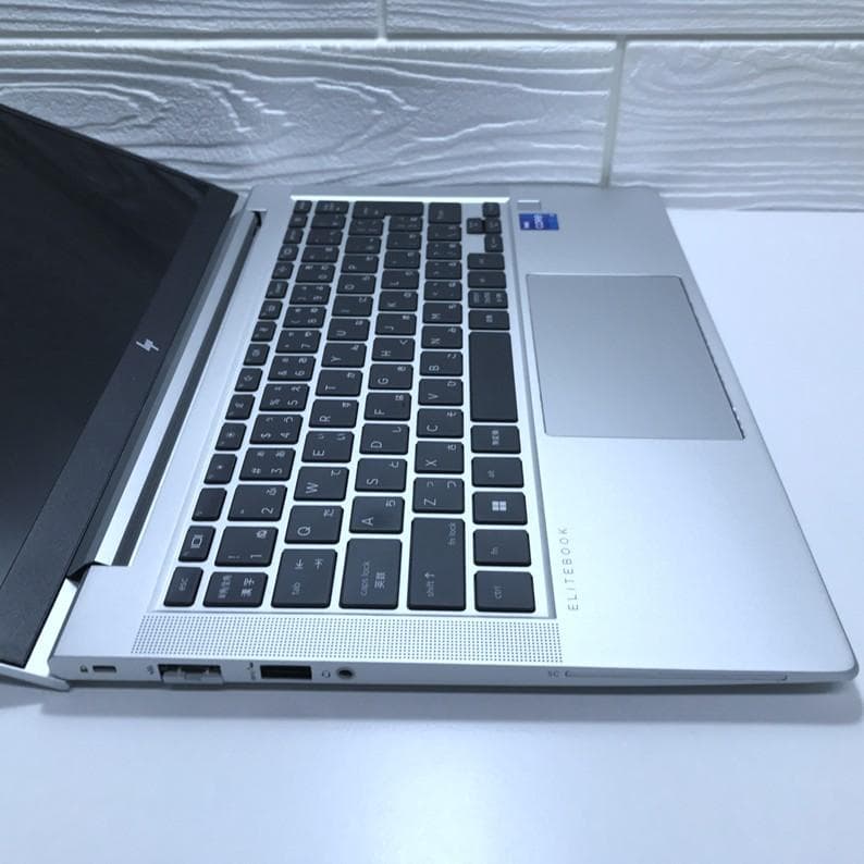 かなり美品》HP EliteBook 630 G10／i7／512GB／16GB