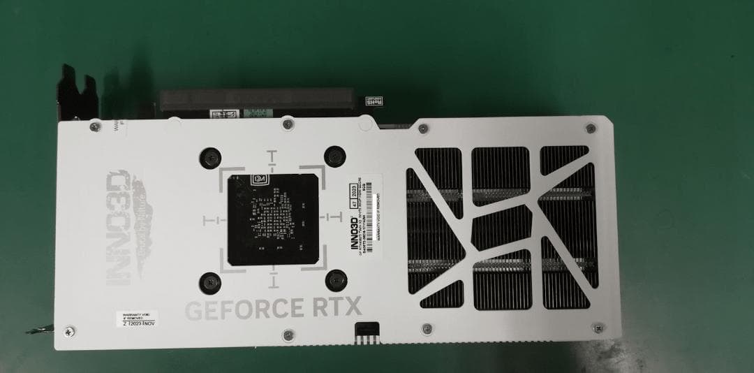 INNO3D GEFORCE RTX グラフィックボード